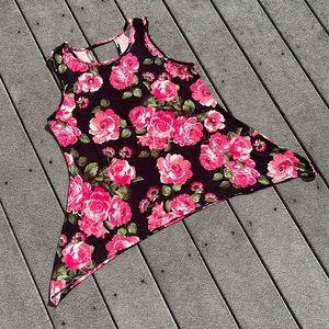 Long Flowly Tank Top with Big Florals